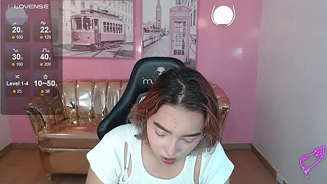 Snapshot of mia_foster_t chatting on 11-18-25, 12:53 mia foster t online show from 11-18-25, 12:53