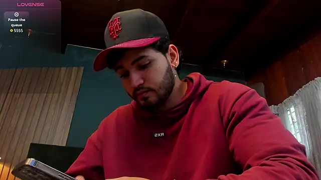 ElianKeiser online show from 12-20-25, 12:23