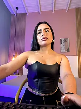 ZaraFoxx7 online show from 11-17-25, 07:30