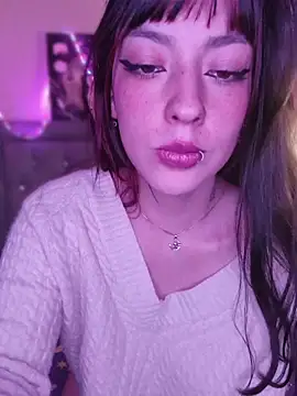 Snapshot of SammyCum chatting on 03-22-26, 05:33 SammyCum online show from 03-22-26, 05:33