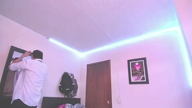 Snapshot of PapiNoha chatting on 10-31-25, 07:37 PapiNoha online show from 10-31-25, 07:37