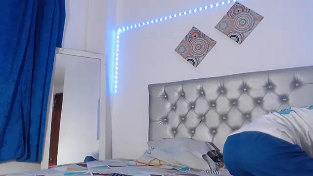 Snapshot of Dark_stallionX chatting on 11-16-25, 03:23 Dark stallionX online show from 11-16-25, 03:23