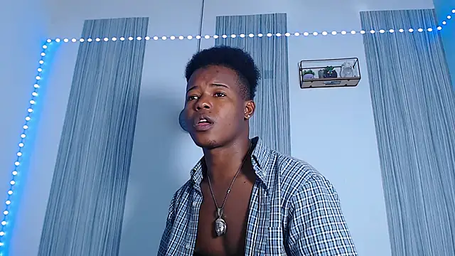 Snapshot of Dark_stallionX chatting on 12-02-25, 07:20 Dark stallionX online show from 12-02-25, 07:20