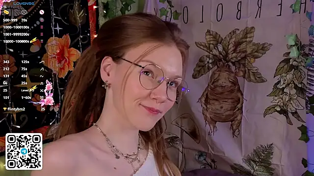 lyra thenymph online show from 11-28-25, 12:13