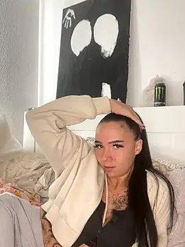 Snapshot of YoungZoexx chatting on 10-02-25, 09:38 YoungZoexx online show from 10-02-25, 09:38