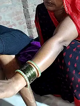 Snapshot of Rani_089 chatting on 12-02-25, 06:08 Rani 089 online show from 12-02-25, 06:08