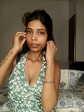 Snapshot of zoya_your chatting on 10-08-25, 03:09 zoya your online show from 10-08-25, 03:09