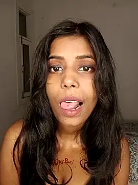 Snapshot of zoya_your chatting on 10-11-25, 03:21 zoya your online show from 10-11-25, 03:21