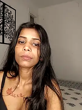 Snapshot of zoya_your chatting on 10-12-25, 04:00 zoya your online show from 10-12-25, 04:00