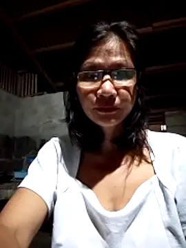 Snapshot of Sexiestmom_89 chatting on 11-18-25, 07:07 Sexiestmom 89 online show from 11-18-25, 07:07