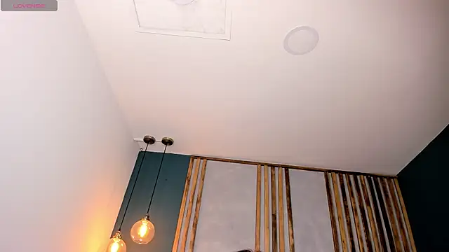 Snapshot of Ana_coral chatting on 11-10-25, 04:00 Ana coral online show from 11-10-25, 04:00