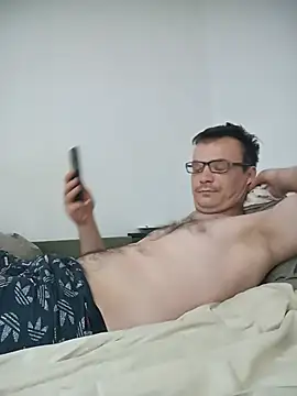 Snapshot of viktor1992-1-1 chatting on 06-26-26, 04:28 viktor1992-1-1 online show from 06-26-26, 04:28