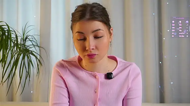 BrittGupton online show from 03-25-26, 02:39