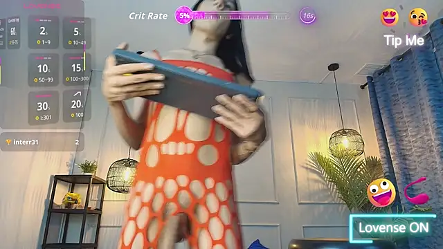Nikki Vesper online show from 05-13-26, 03:37