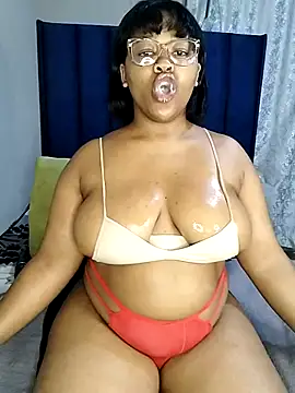 SweetJuicyPussy97 online show from 02-11-26, 08:47