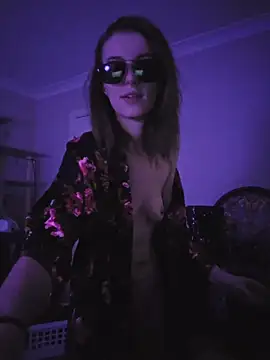 Snapshot of lonely_Cosplay_chick chatting on 11-13-25, 05:01 lonely Cosplay chick online show from 11-13-25, 05:01