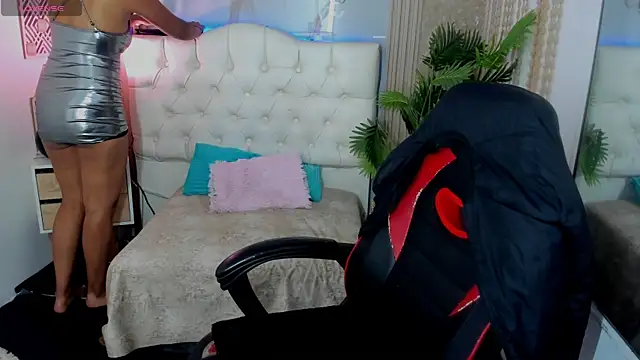 AriaVega online show from 04-01-26, 01:41