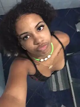 Lorennapires online show from 10-30-25, 01:07