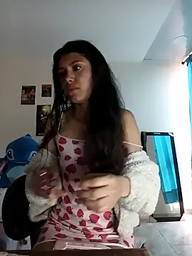 Snapshot of caramel_doll__ chatting on 10-10-25, 02:49 caramel doll online show from 10-10-25, 02:49