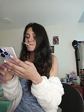 Snapshot of caramel_doll__ chatting on 10-29-25, 02:52 caramel doll online show from 10-29-25, 02:52