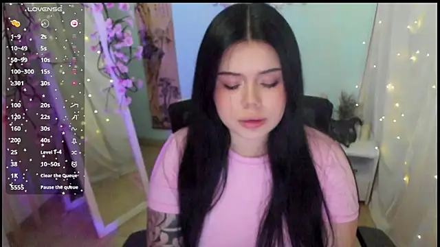 Mona Esty online show from 04-18-26, 06:17