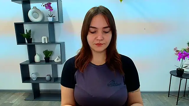 OliviaMontgommery online show from 11-15-25, 06:22