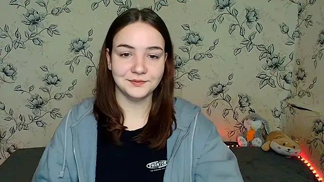 OliviaMontgommery online show from 01-10-26, 06:15