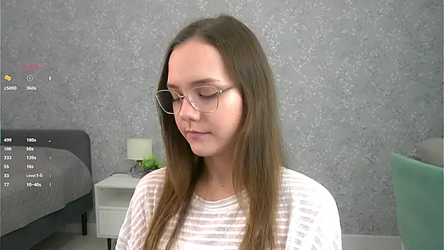 Snapshot of SweetSaraPie chatting on 11-29-25, 07:50 SweetSaraPie online show from 11-29-25, 07:50