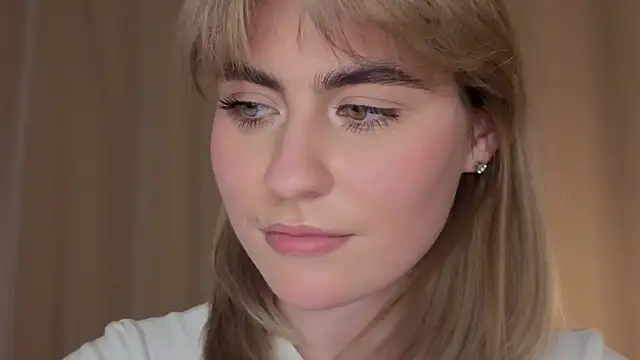 EuniceRaymundo online show from 10-04-25, 06:17