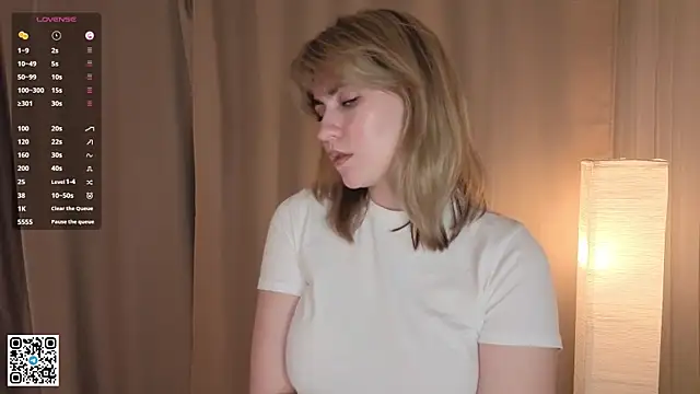 EuniceRaymundo online show from 10-28-25, 06:21