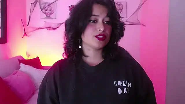 Snapshot of Andy_Eagleton_20_ chatting on 10-21-25, 02:34 Andy Eagleton 20 online show from 10-21-25, 02:34