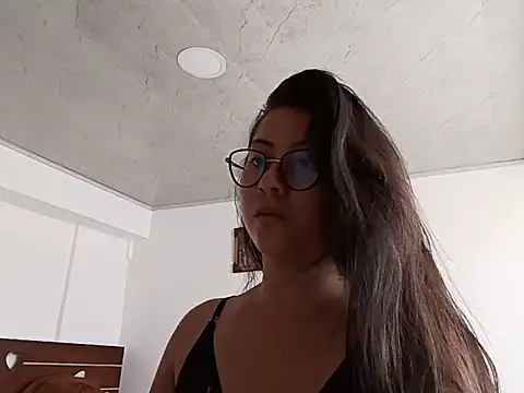 lil mila online show from 03-20-26, 08:14