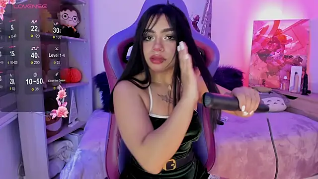 emma soffia online show from 11-14-25, 11:24