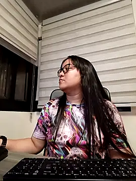 Snapshot of Xander_Taylor_ chatting on 10-10-25, 04:22 Xander Taylor online show from 10-10-25, 04:22