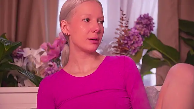 RanyThomson online show from 12-14-25, 11:04