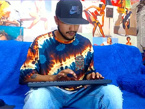 dazo vnzl12 online show from 10-18-25, 01:34