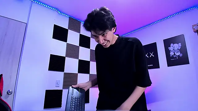 jeycobb online show from 04-20-26, 01:30