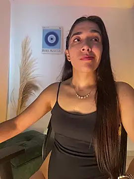 Snapshot of SabrinaEvanss_ chatting on 06-26-26, 08:02 SabrinaEvanss online show from 06-26-26, 08:02