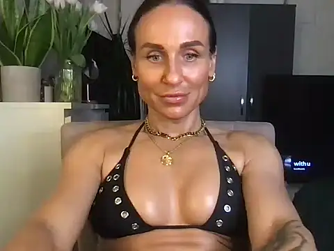 GluteQueenE online show from 01-10-26, 05:15