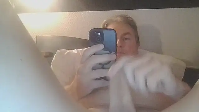 Sklavekay online show from 12-16-25, 07:41