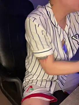 latava online show from 12-22-25, 04:37