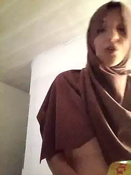 Snapshot of Aafsha_ chatting on 11-08-25, 10:37 Aafsha online show from 11-08-25, 10:37