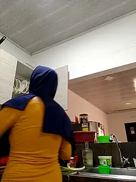 Snapshot of Aafsha_ chatting on 12-05-25, 01:52 Aafsha online show from 12-05-25, 01:52