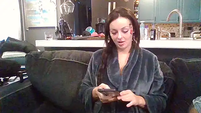 Snapshot of soakeralice chatting on 10-31-25, 06:31 soakeralice online show from 10-31-25, 06:31