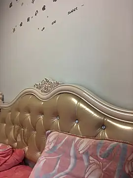 Mile-m online show from 02-08-26, 06:39