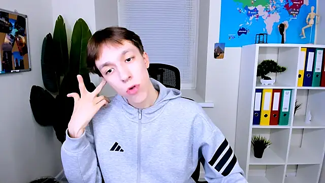 MarkBranston online show from 12-05-25, 03:41