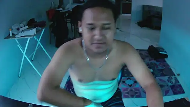 Snapshot of latexidn chatting on 12-04-25, 07:06 latexidn online show from 12-04-25, 07:06