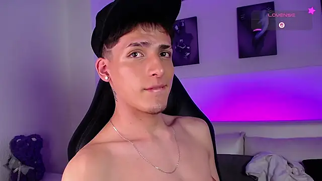 MateoMitchell online show from 02-10-26, 05:11