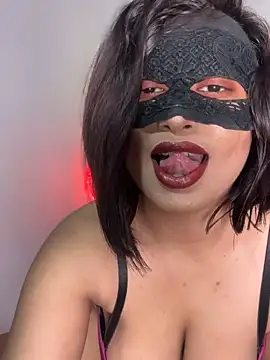 Snapshot of elza_laana chatting on 11-29-25, 01:58 elza laana online show from 11-29-25, 01:58