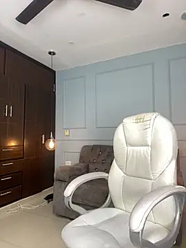 Rose monroee online show from 03-21-26, 07:39